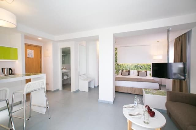 JUNIOR SUITE SUPERIOR CAPACITY 3