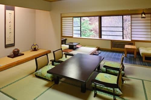 Deluxe Japanese-Style Room