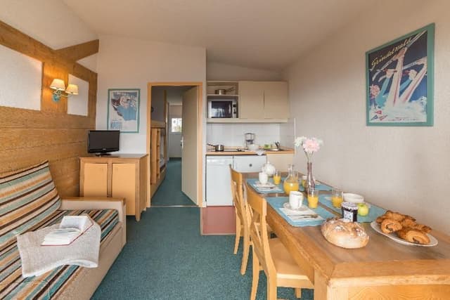 APARTMENT CAPACITY 5