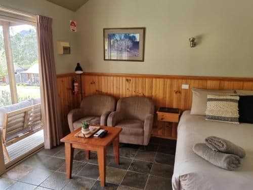 Studio with Spa Bath