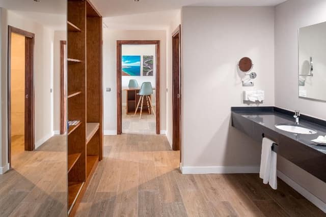 SUITE PREMIUM