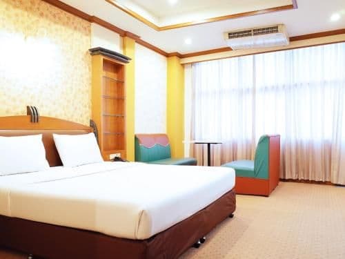 Deluxe Double or Twin Room