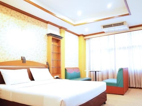 Deluxe Double or Twin Room