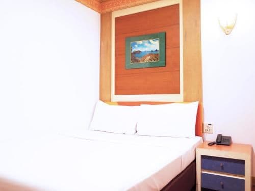 Standard Double Room No Window