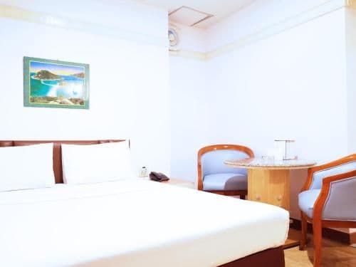 Standard Double Room No Window