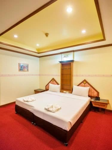 Deluxe Double or Twin Room