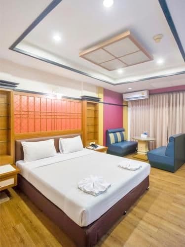 Deluxe Double or Twin Room