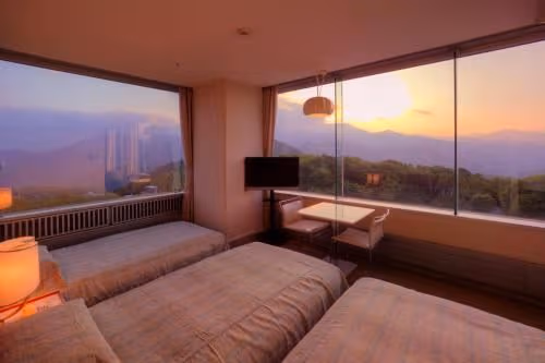 Corner Triple Room