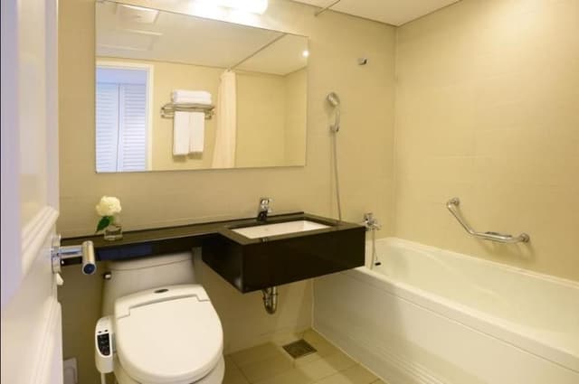 TWIN DELUXE OCEAN VIEW