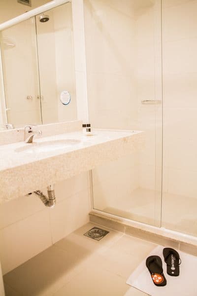 SINGLE LUXURY