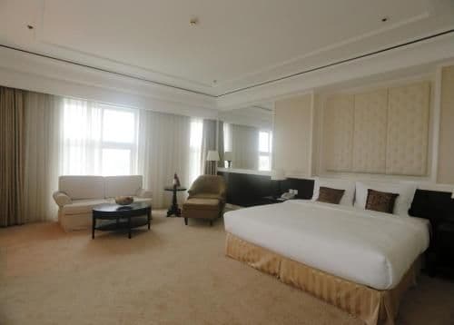 Junior Suite with City View
