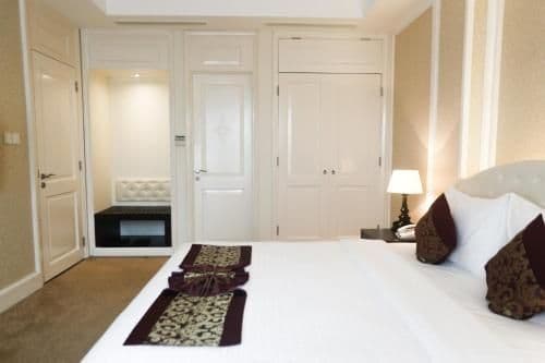 Executive Suite with City View
