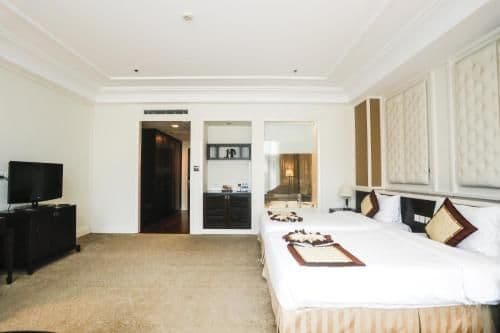 Deluxe Double or Twin Room with City View