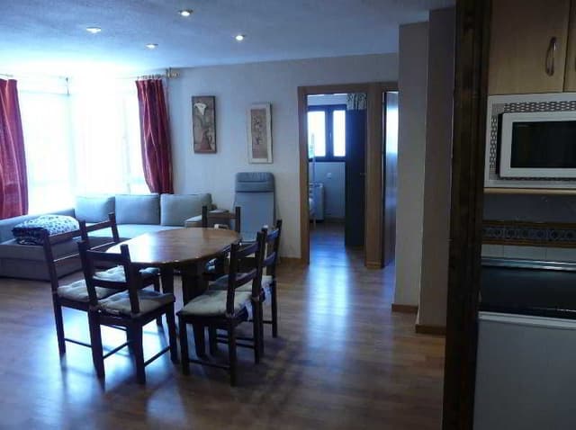 APARTMENT CAPACITY 8
