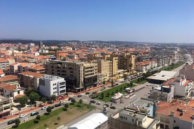 APARTMENT CITY VIEW