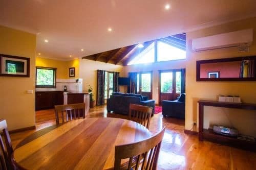 Two-Bedroom Villa with Lake View and Spa Bath