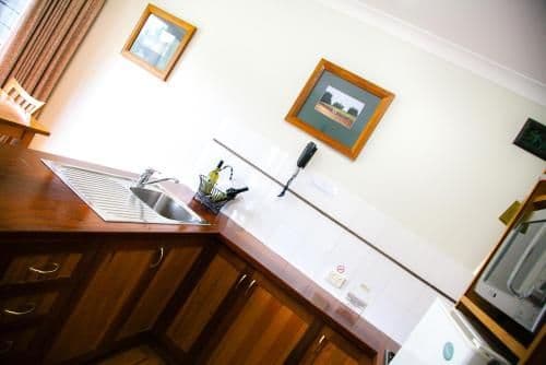 One-Bedroom Villa with Lake View and Spa Bath