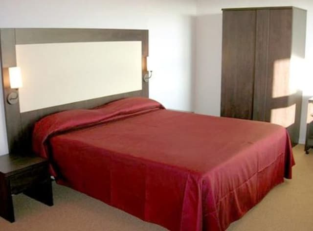 APARTMENT TWO BEDROOMS