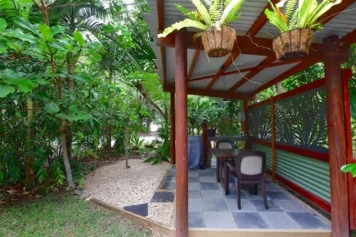 Bungalow (2 Adults)
