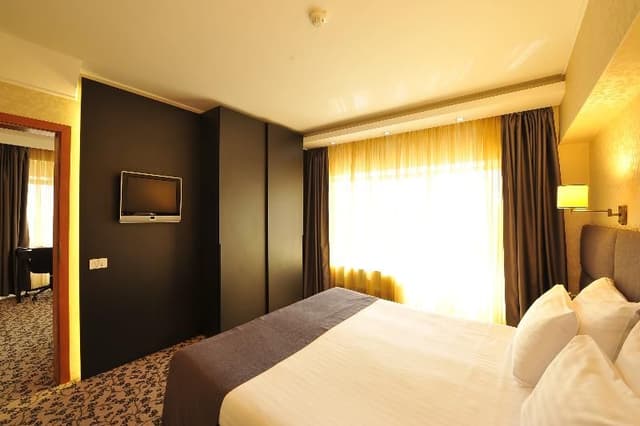 JUNIOR SUITE STANDARD