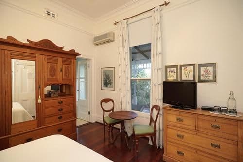 Queen Room