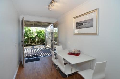 Superior One-Bedroom Apartment - 3