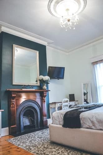 Deluxe Spa Suite