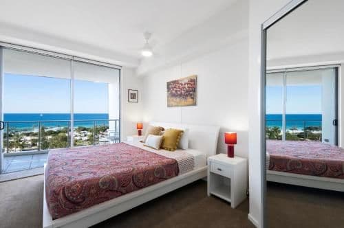 Deluxe Two-Bedroom Apartment with Ocean View