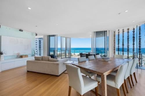 Superior Penthouse Apartment with Ocean View