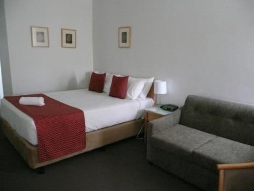 Queen or Twin Room