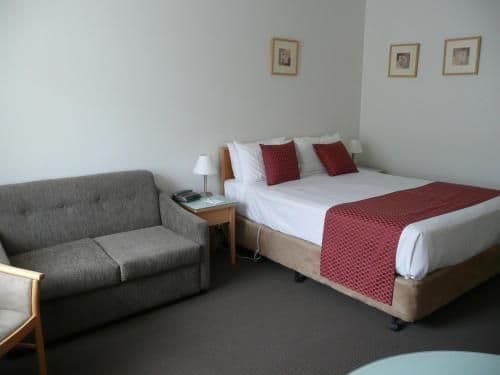 Queen or Twin Room