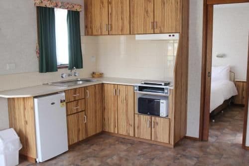 One Bedroom Cabin with Ensuite Bathroom