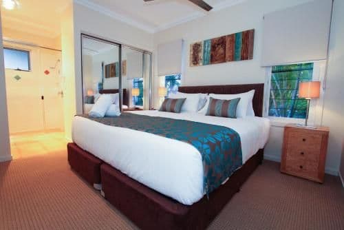 Luxury Three-Bedroom Townhouse with Sea View F