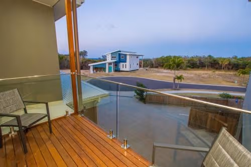 Luxury Three-Bedroom Townhouse with Sea View C