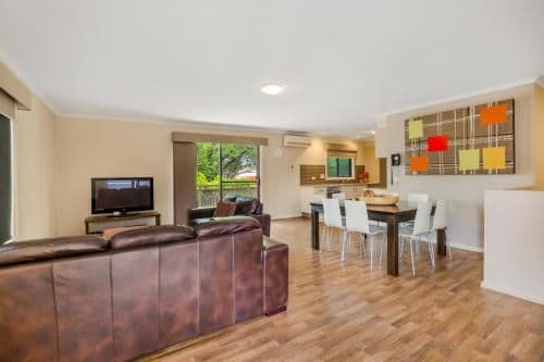 Two-Bedroom Apartment - Apartments on High