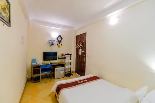 Standard Double Room (No Windows)