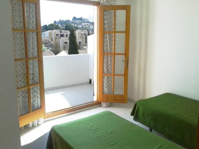 APARTMENT CAPACITY 6 TWO BEDROOMS
