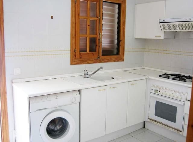 APARTMENT CAPACITY 6 TWO BEDROOMS