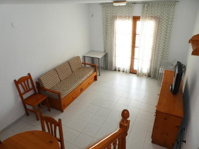 APARTMENT CAPACITY 4 ONE BEDROOM