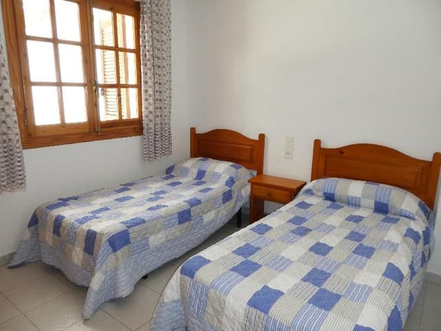 APARTMENT CAPACITY 4 ONE BEDROOM