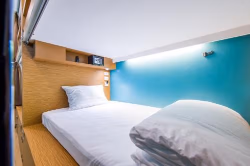 Bed in 8-Bed Mixed Dormitory Room