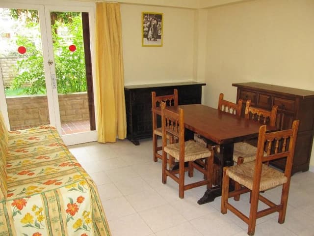 APARTMENT CAPACITY 6