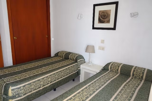 APARTMENT CAPACITY 2 ONE BEDROOM