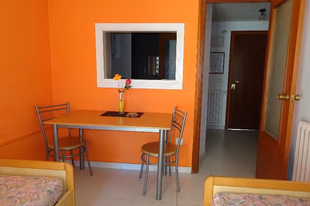 APARTMENT CAPACITY 4 ONE BEDROOM