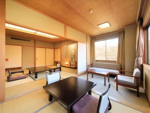 Deluxe Japanese-Style Room