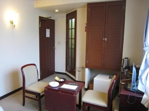 Economy Twin Room