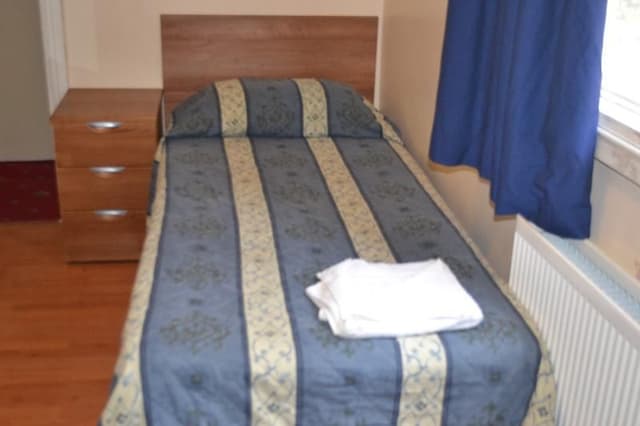 TWIN STANDARD