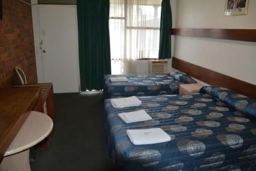 Basic Triple Room