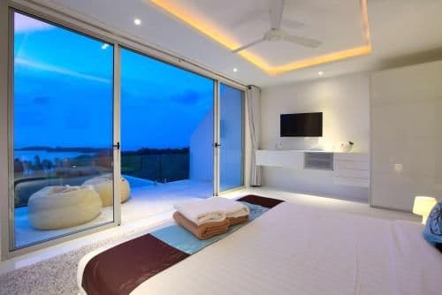 Villa with Sea View