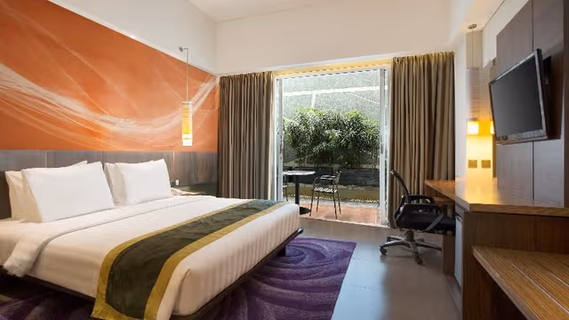 Double or Twin DELUXE GARDEN VIEW